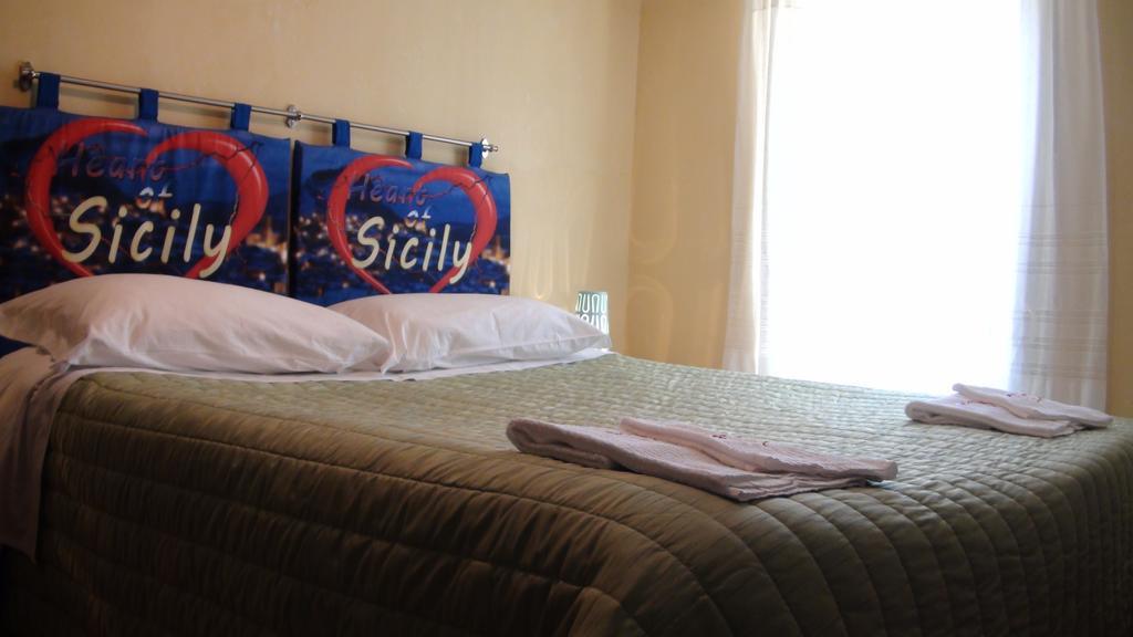 Hotel Heart Of Sicily Mistretta Exterior foto