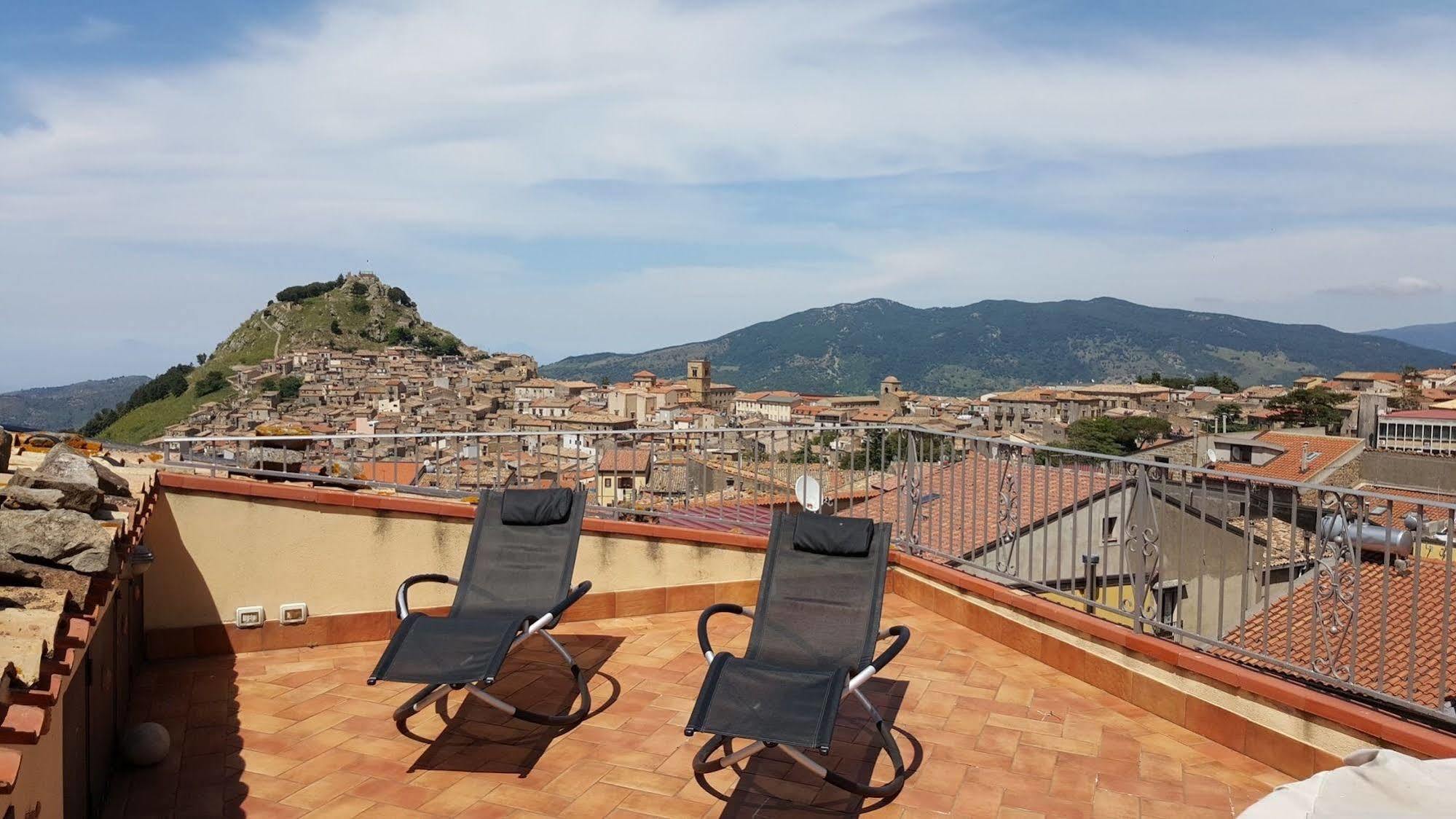 Hotel Heart Of Sicily Mistretta Exterior foto